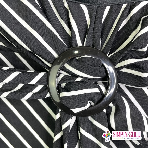 White House Black Market Women's Blouse Strapless Black White Striped Backless M - Picture 5 of 8